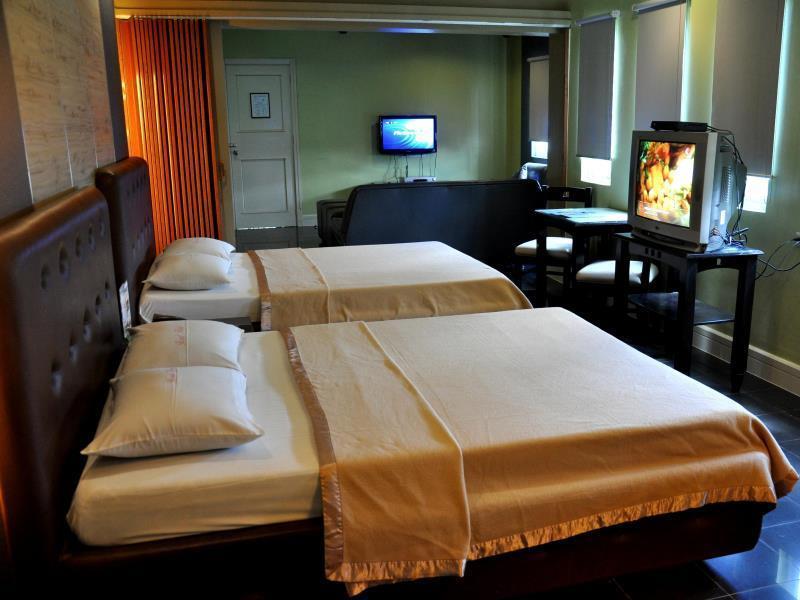 Jardin De Rosal Hotel Pasig City Extérieur photo