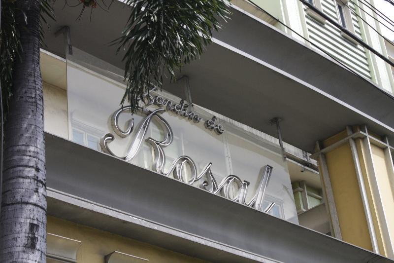 Jardin De Rosal Hotel Pasig City Extérieur photo